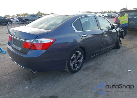 2015 Honda Accord Lx z USA, uszkodzony, nr VIN 1HGCR2F31FA062320